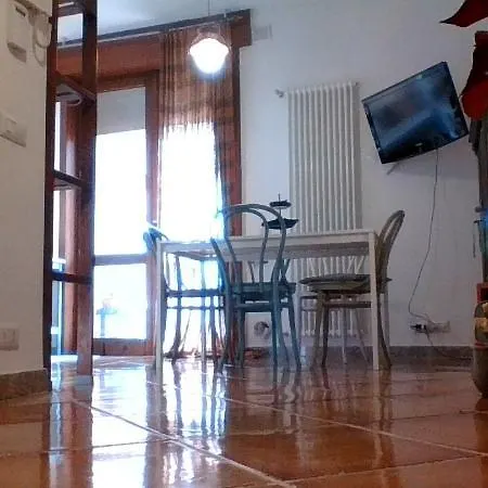 Ananas Panzió Bari